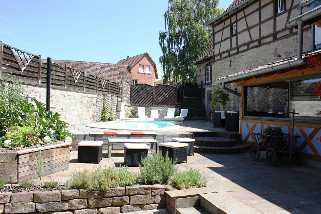 Gites Des Dix Vins Dangolsheim Exterior photo